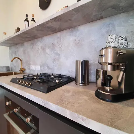 Apartament In Setting *